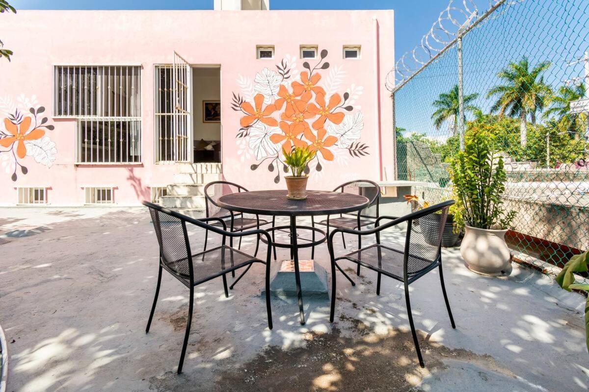 Carlota Guest House Cozumel Bagian luar foto